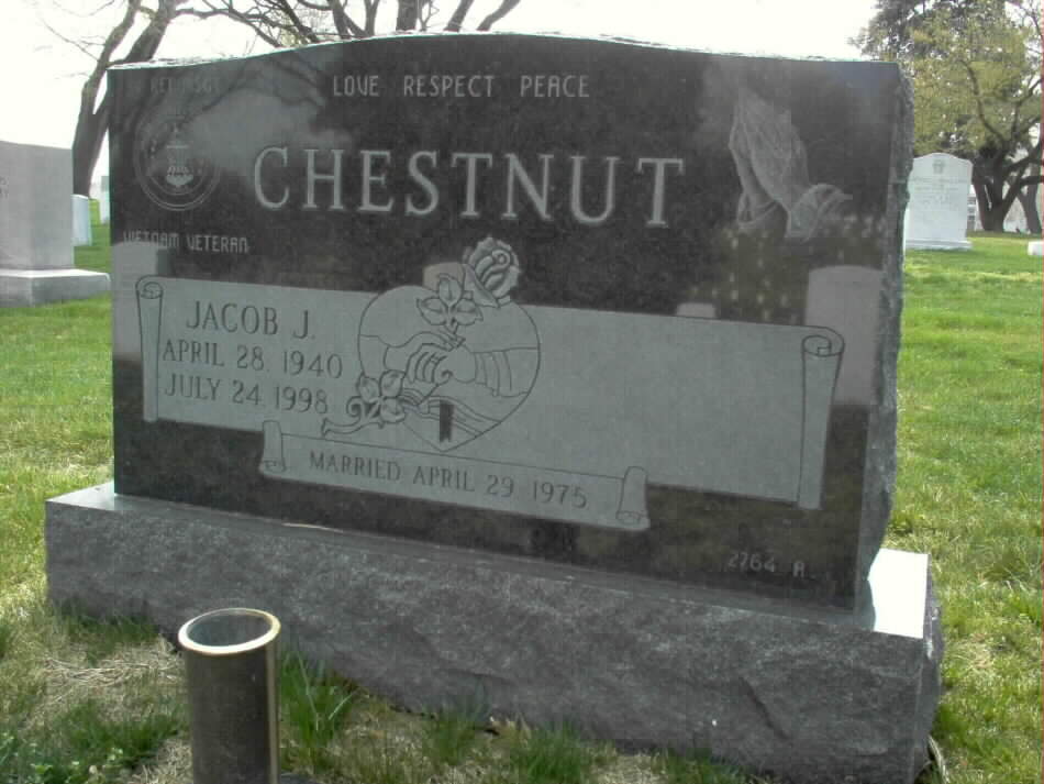 jjchestnut-gravesite-photo-april-2006-005