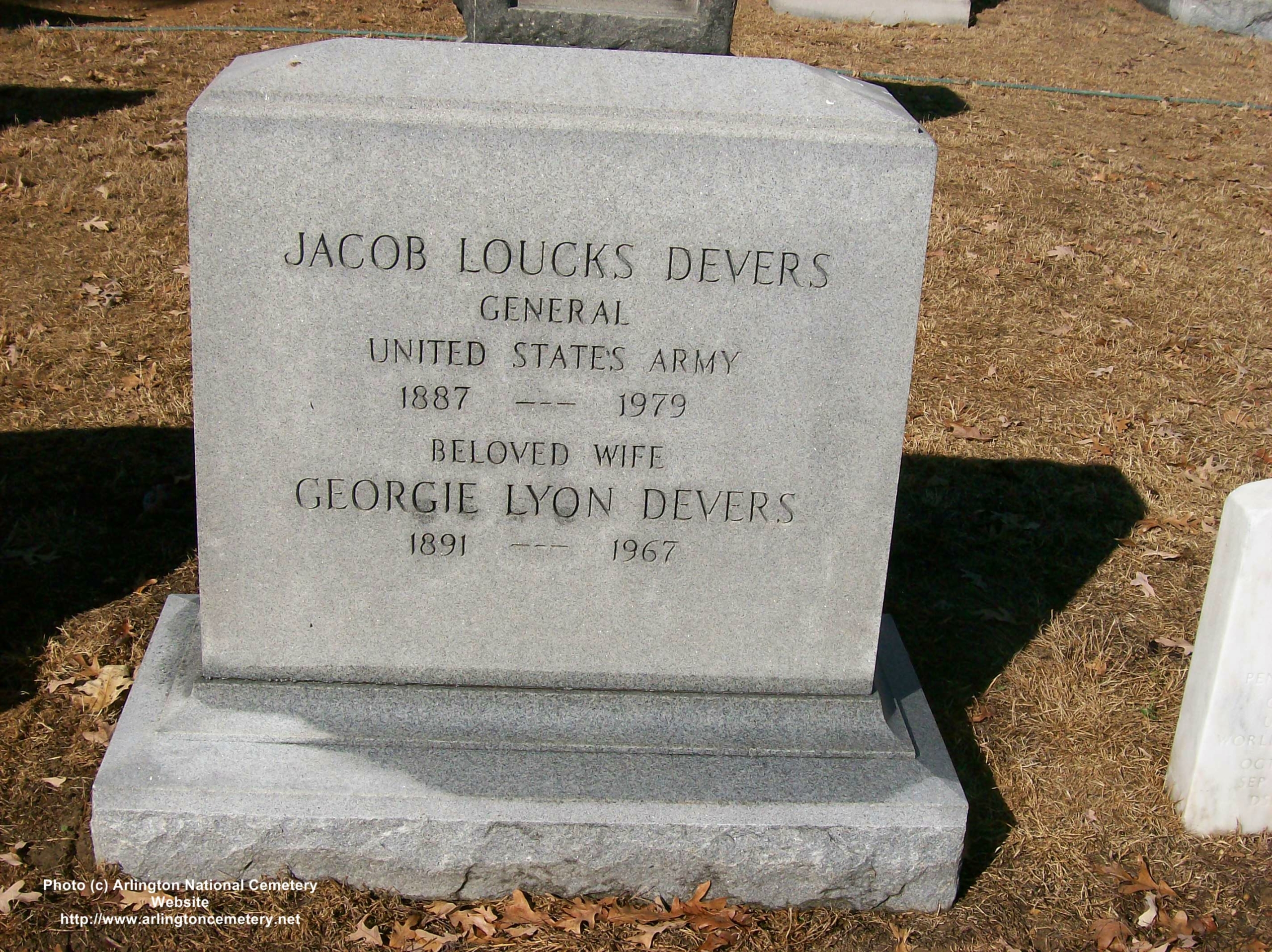 jldevers-gravesite-photo-october-2007-001