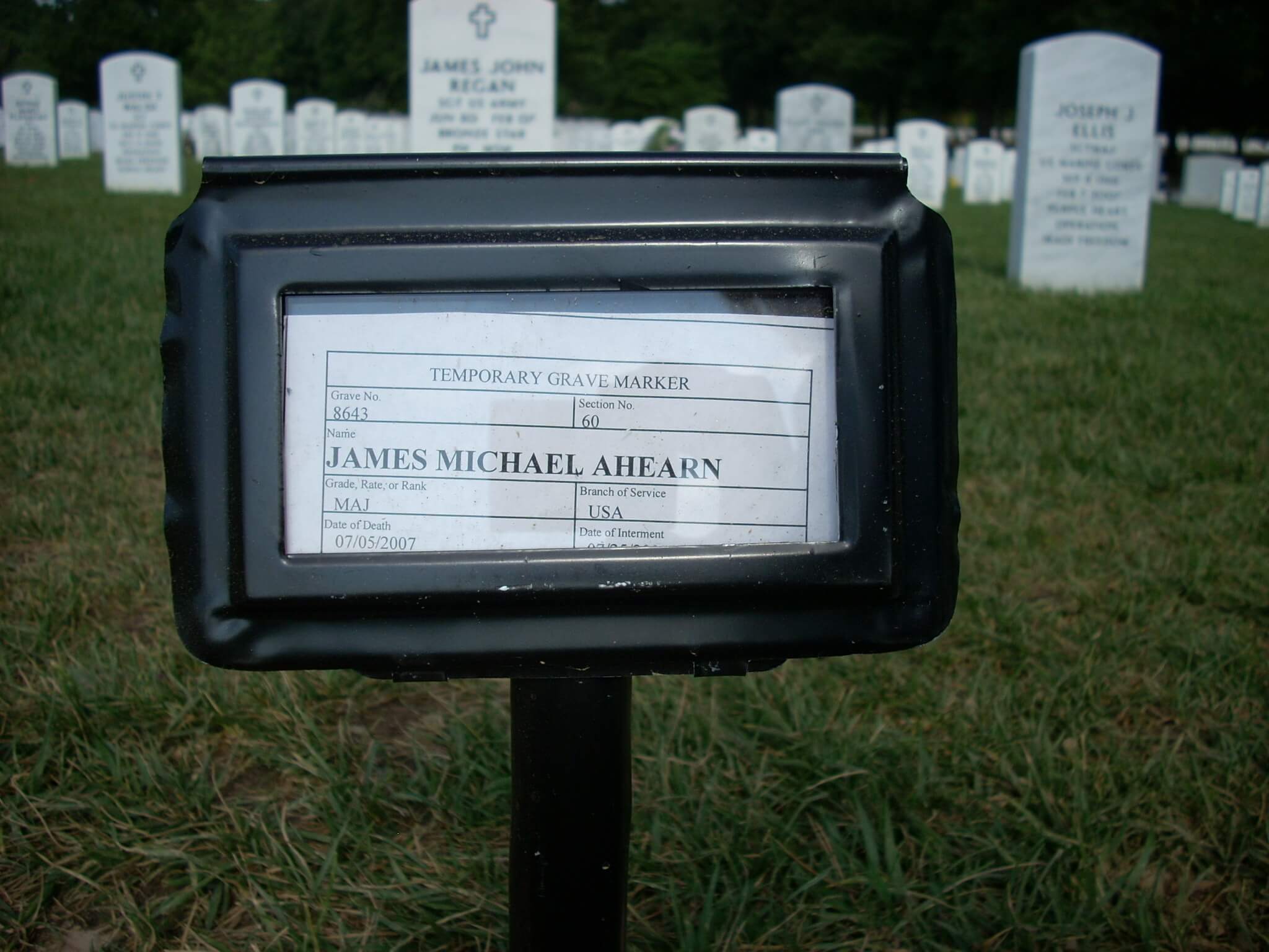jmahearn-gravesite-photo-july-2007-001