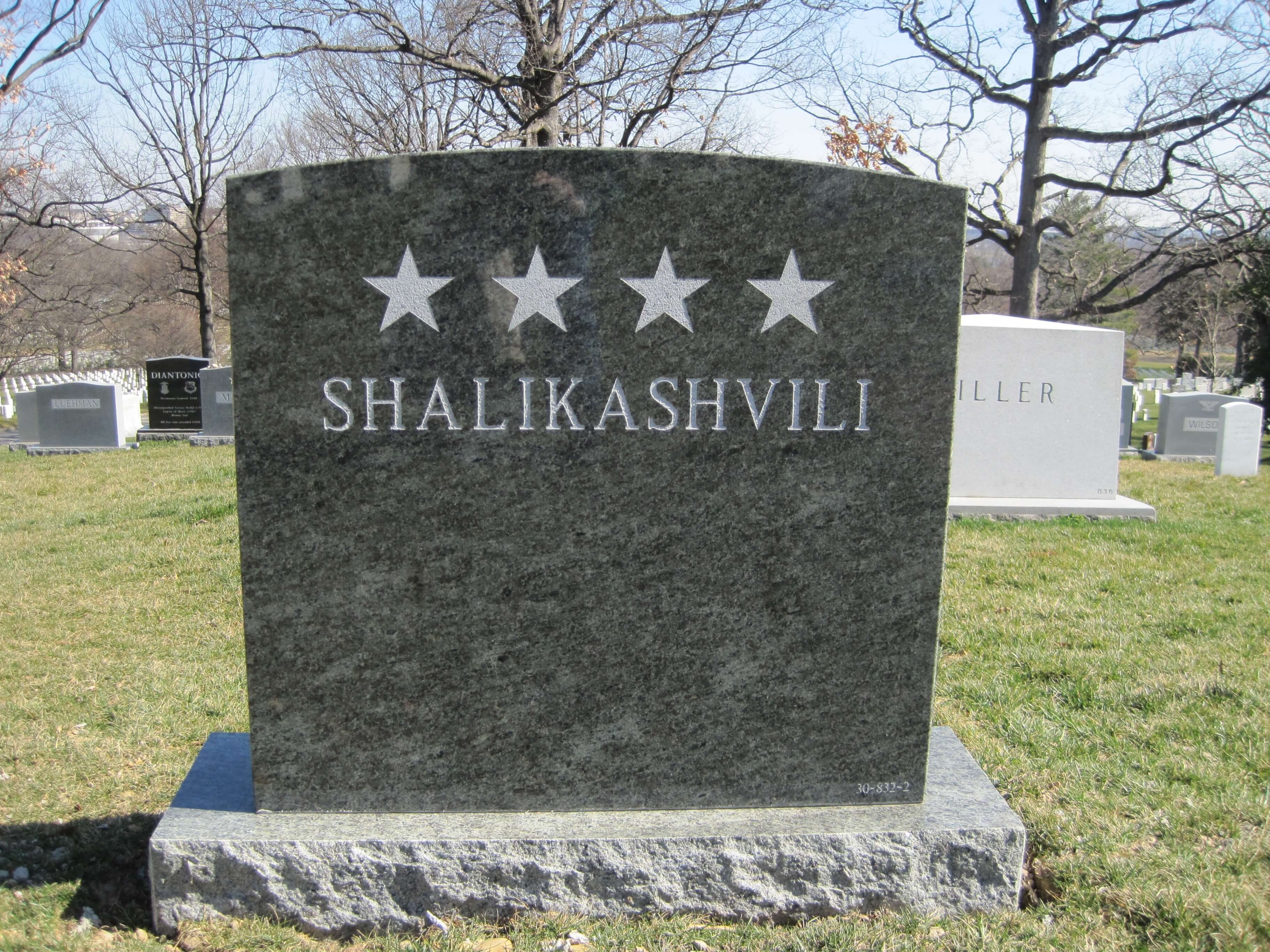 jmdshalikashvili-gravesite-photo-by-eileen-horan-february-2012-004