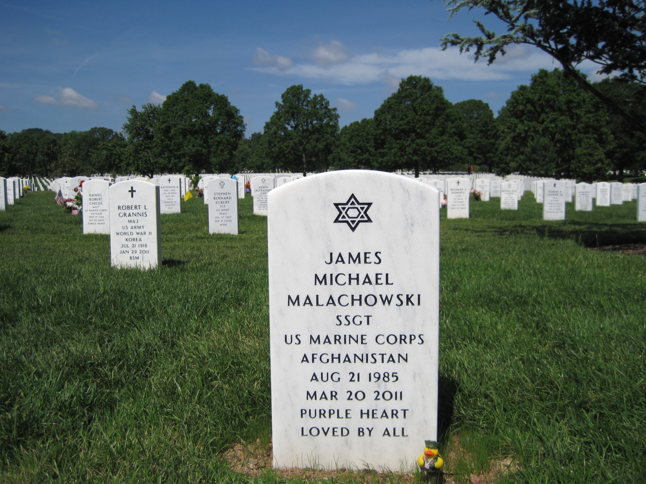 jmmalachowski-gravesite-photo-by-eileen-horan-june-2011-003