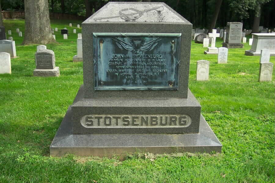 jmstotsenburg-gravesite-section1-062803