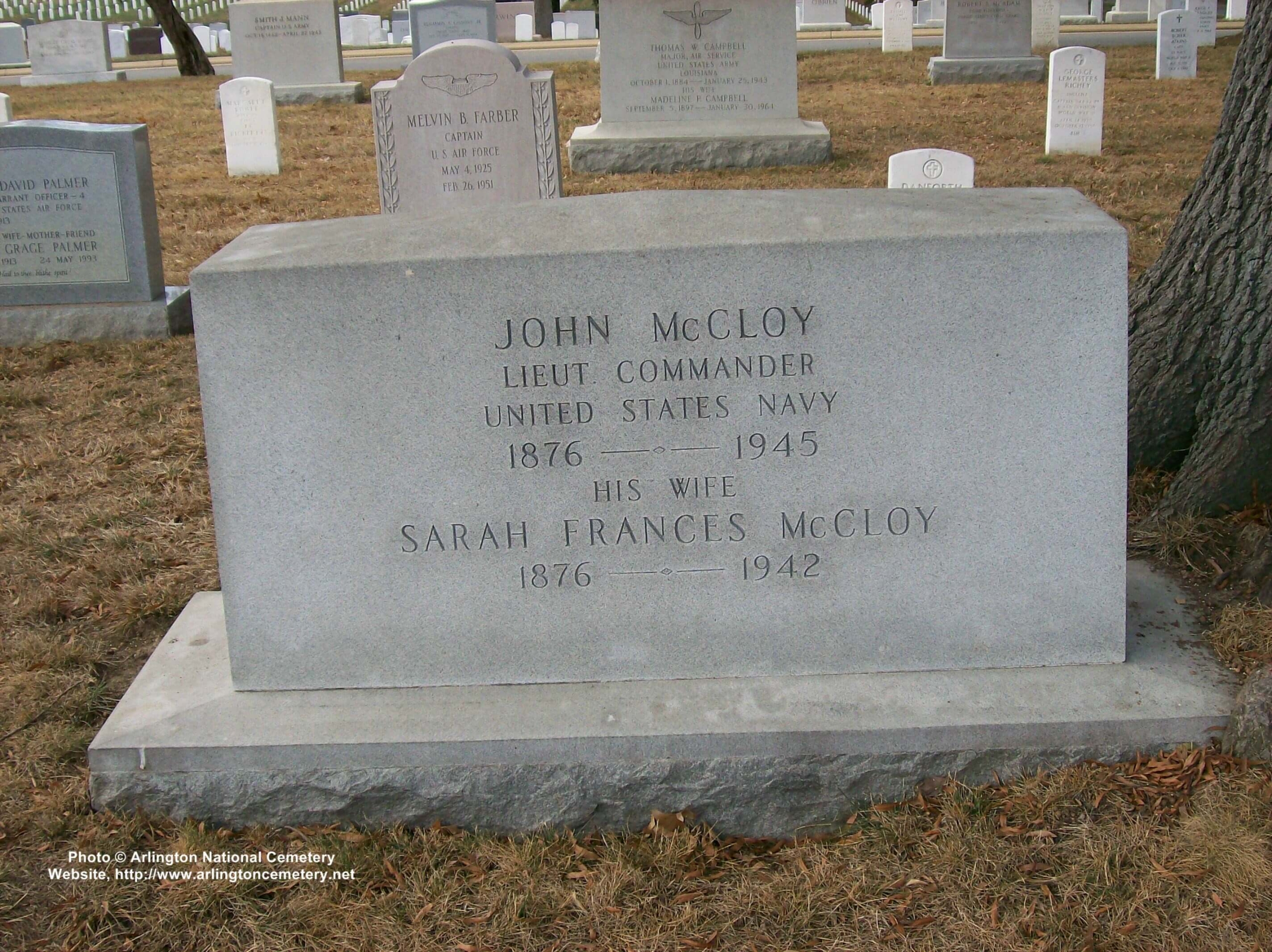 john-mccloy-gravesite-photo-october-2007-001