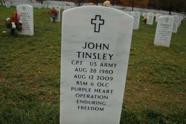 john-tinsley-gravesite-photo-december-2009-001