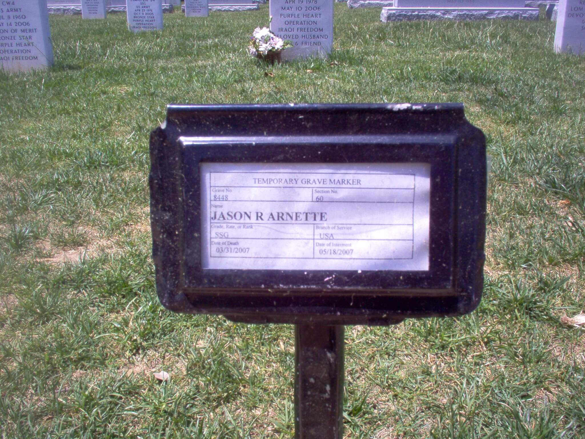 jrarnette-gravesite-photo-may-2007-001