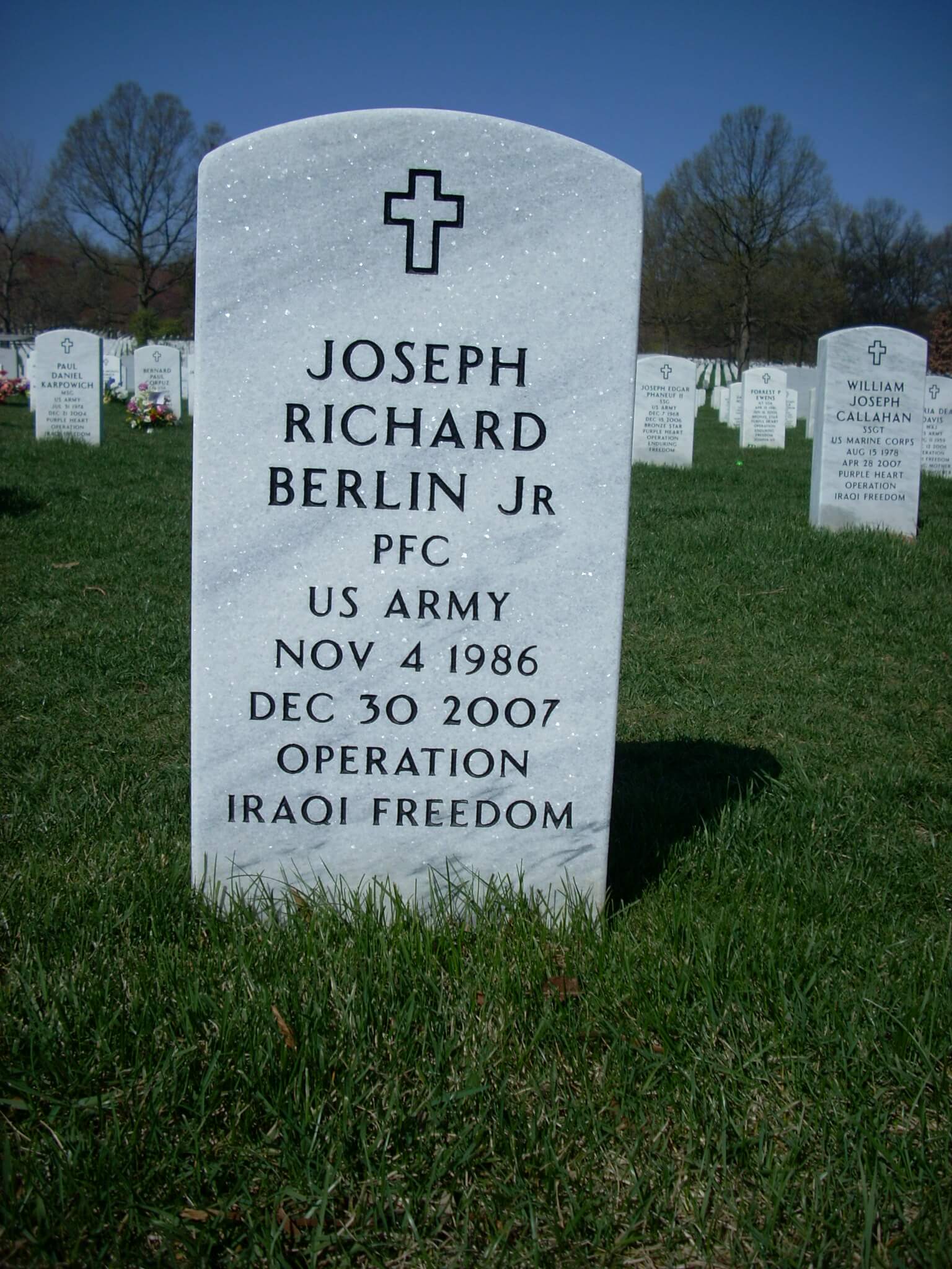 jrberlinjr-gravesite-photo-april-2009-001