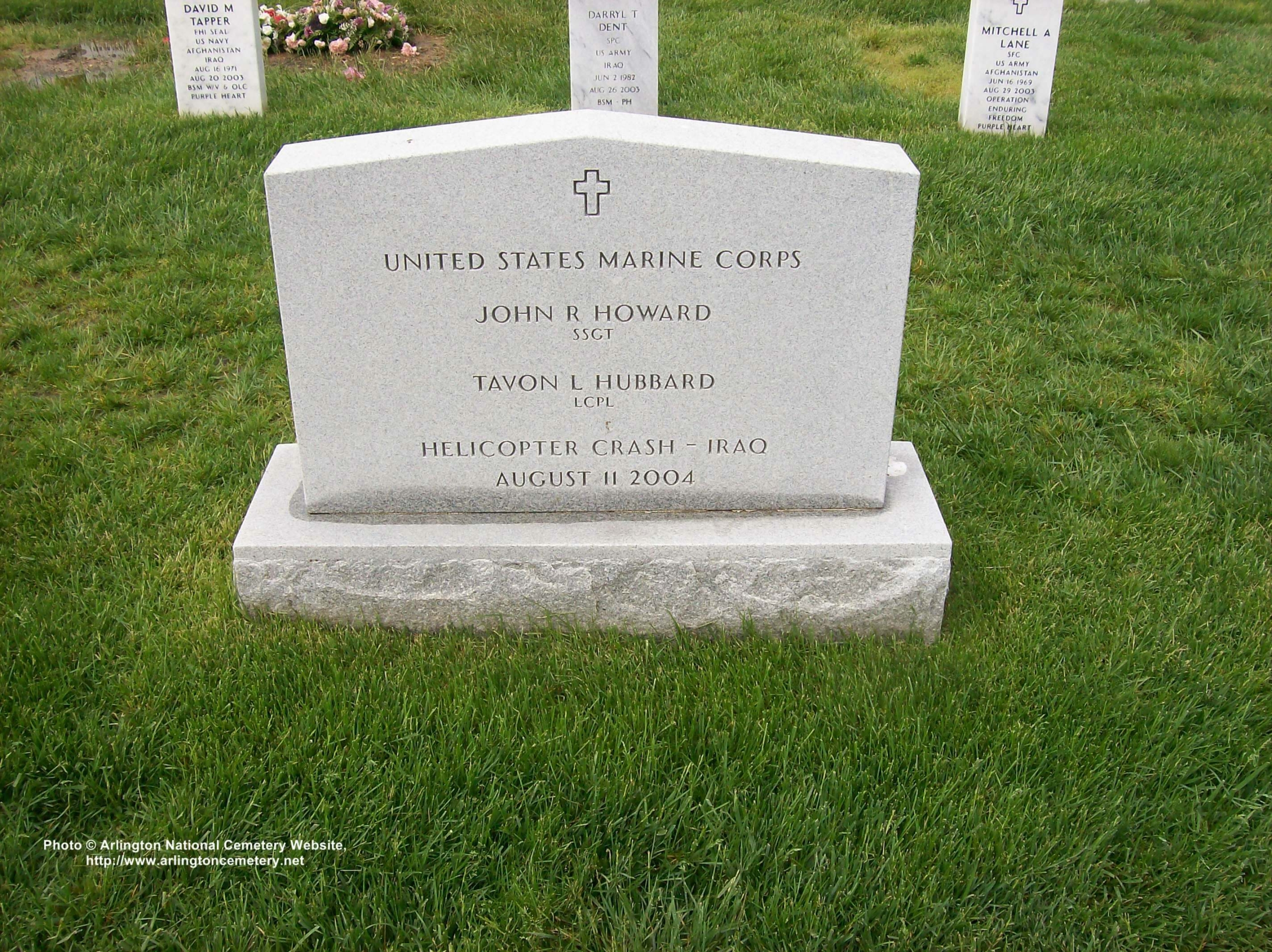 jrhoward-gravesite-photo-may-2008-001