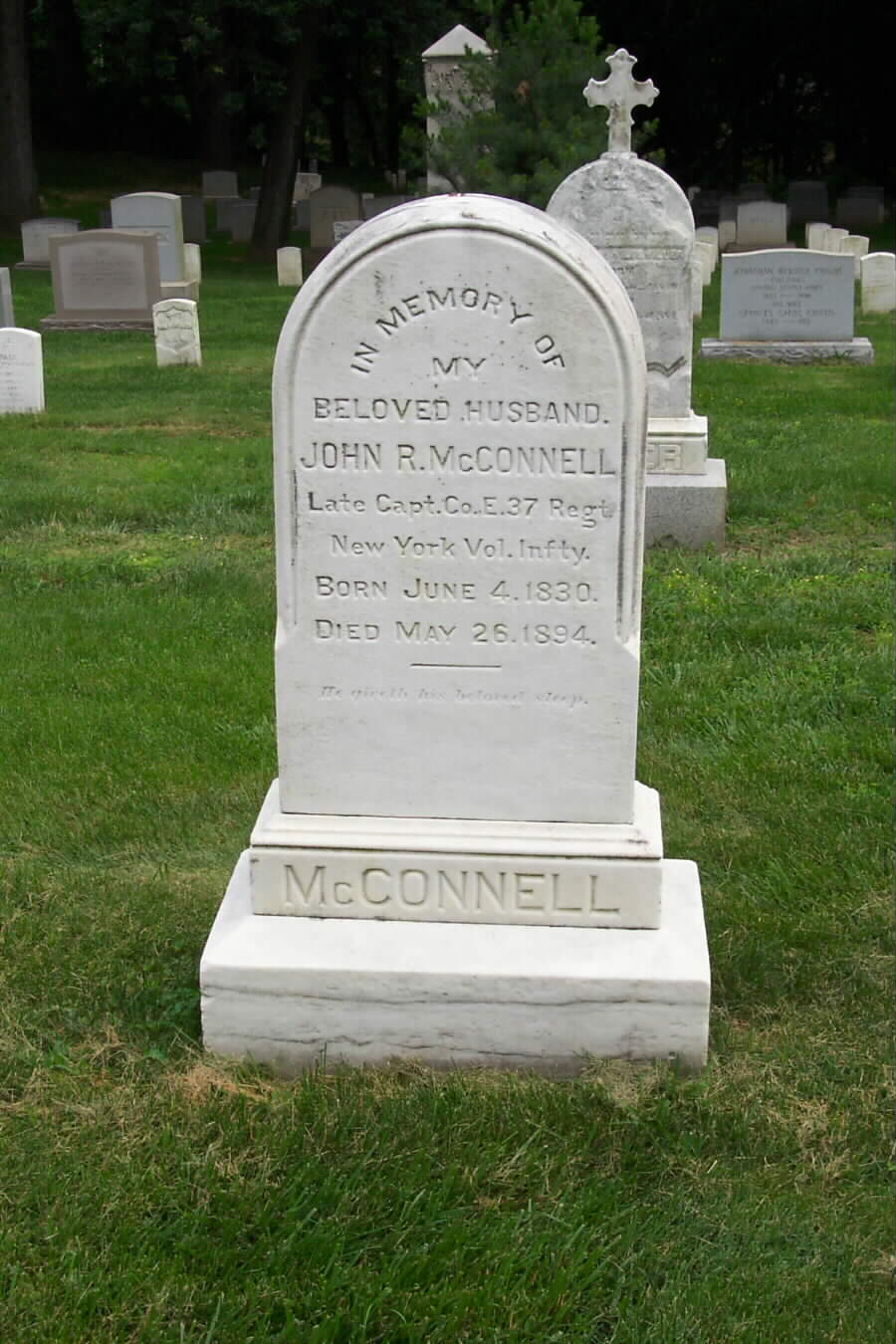 jrmcconnell-gravesite-section1-062803