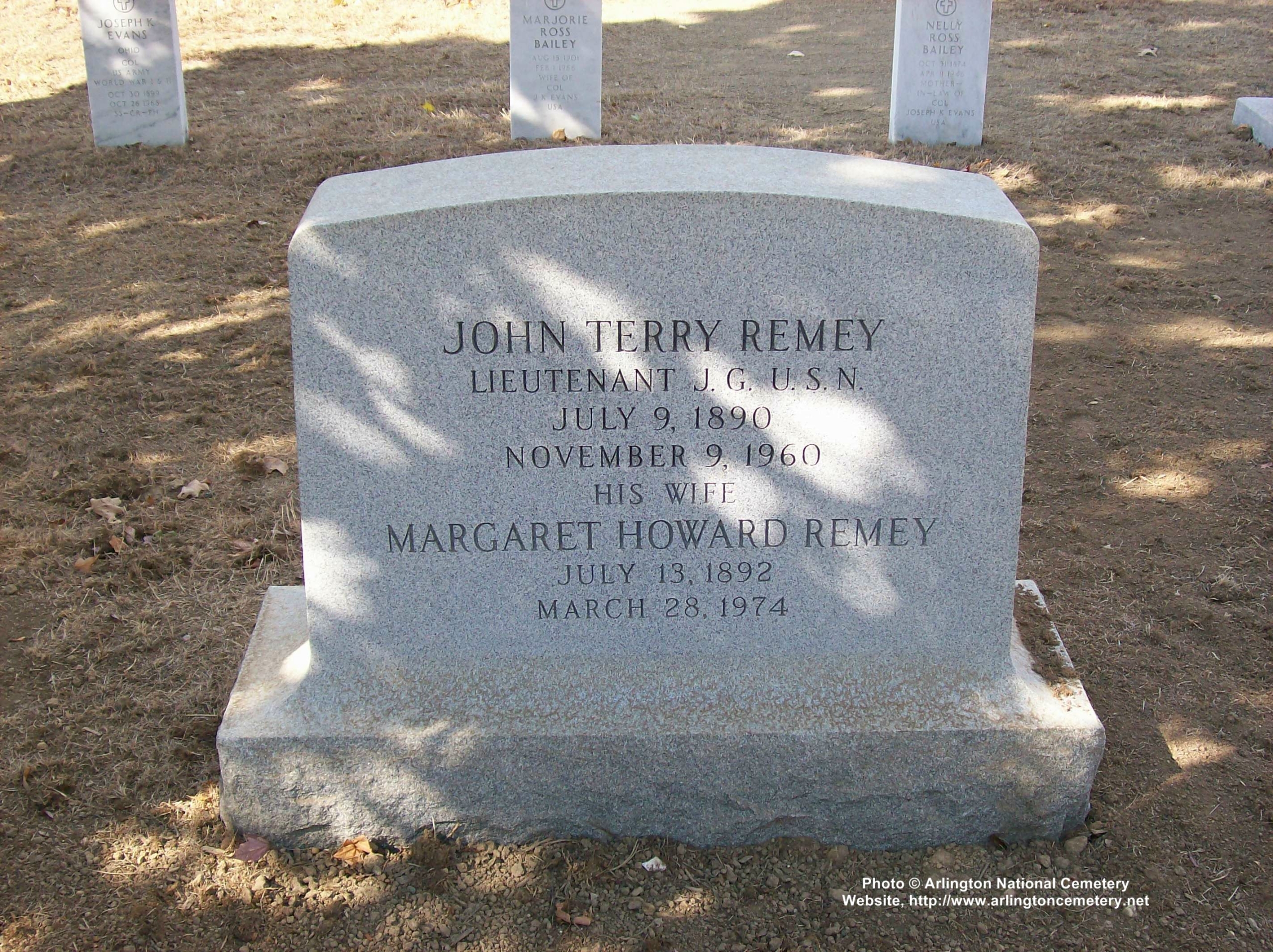 jtremey-gravesite-photo-october-2007-001