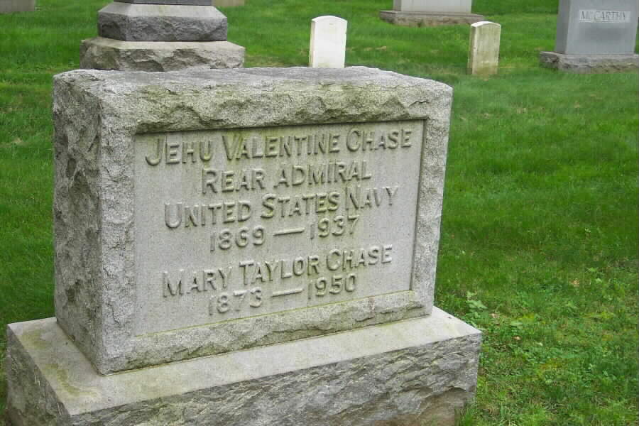 jvchase-gravesite-section1-062803