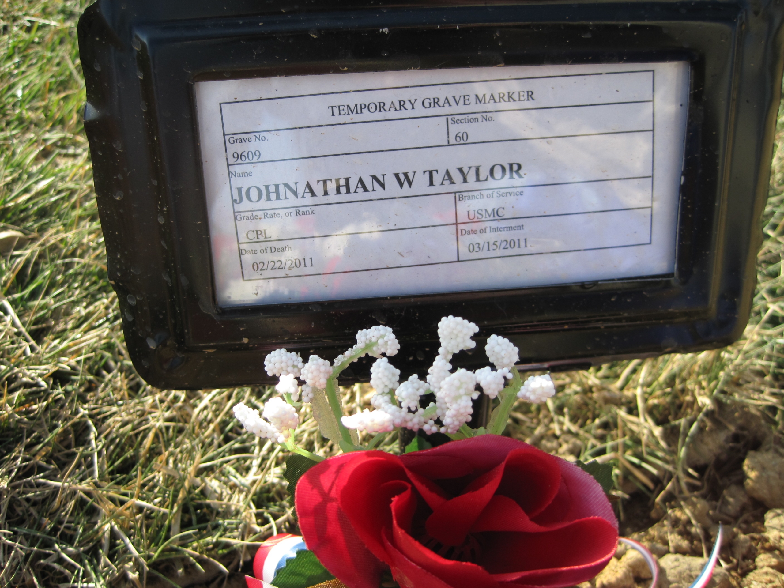 jwtaylor-gravesite-photo-by-eileen-horan-february-2011-003
