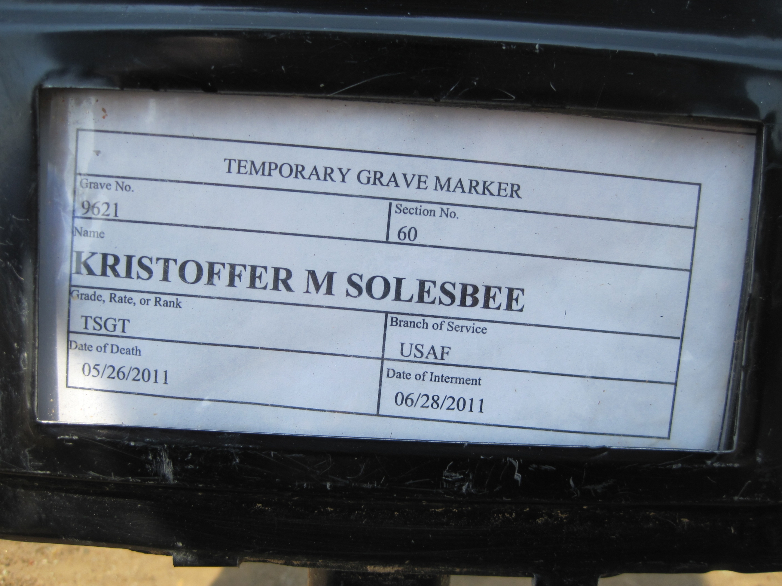 kmsolesbee-gravesite-photo-by-eileen-horan-july-2011-001