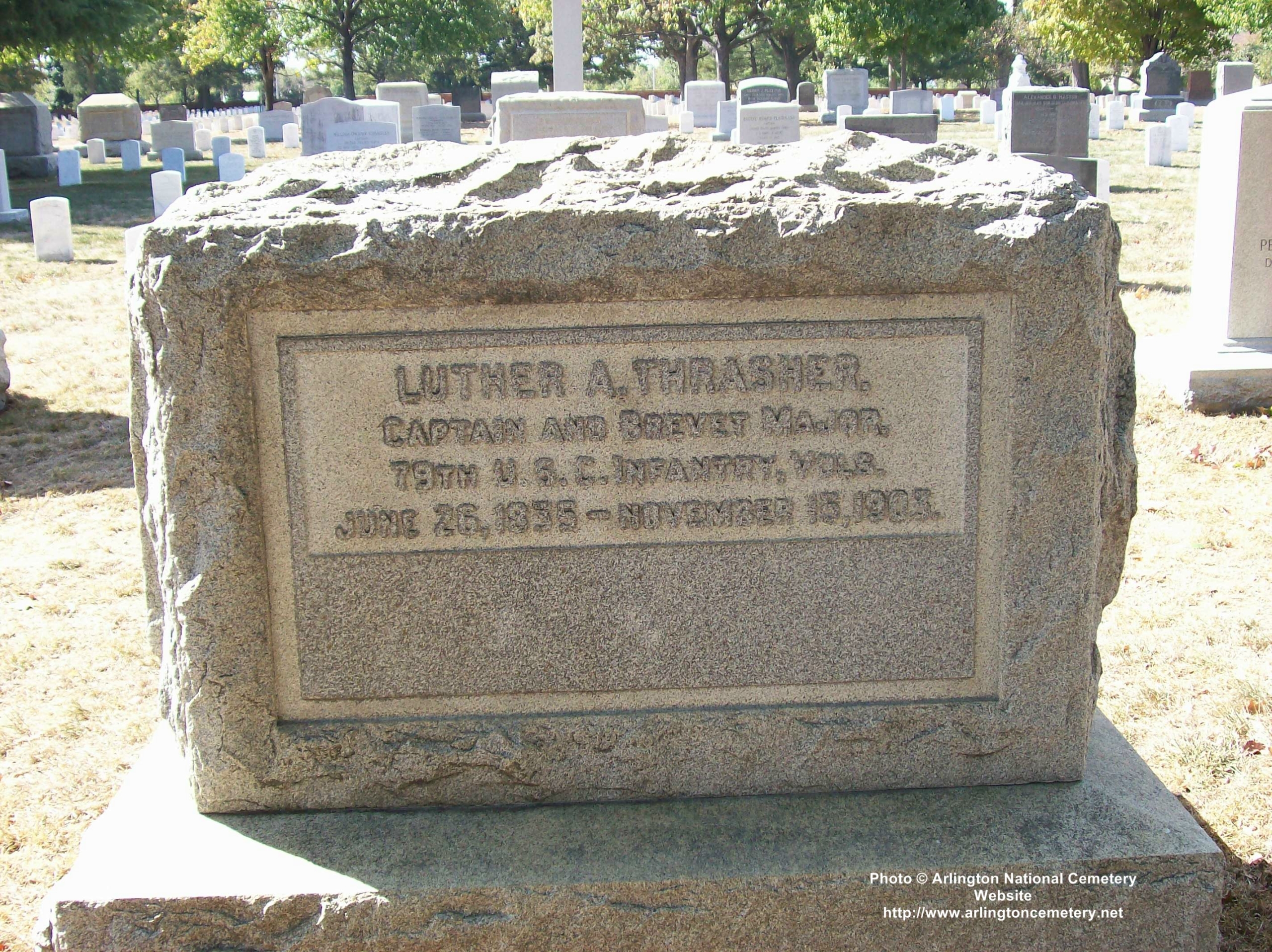 lathrasher-gravesite-photo-october-2007-001