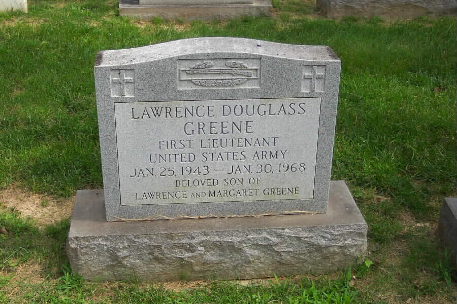 ldgreene-gravesite-section1-062803