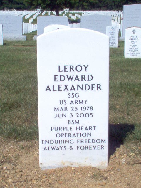 lealexander-gravesite-photo-082005