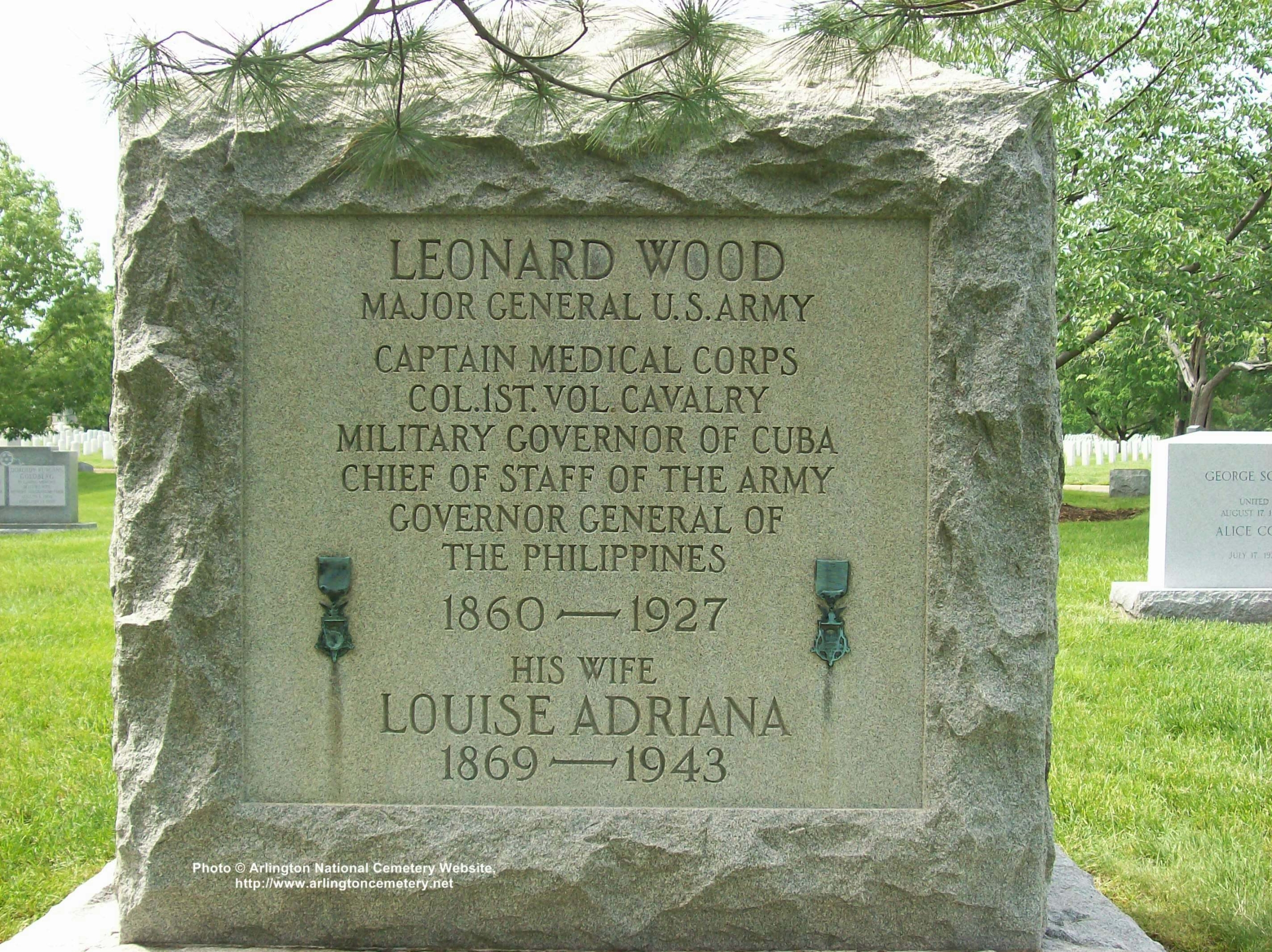 leonard-wood-gravesite-photo-may-2008-001