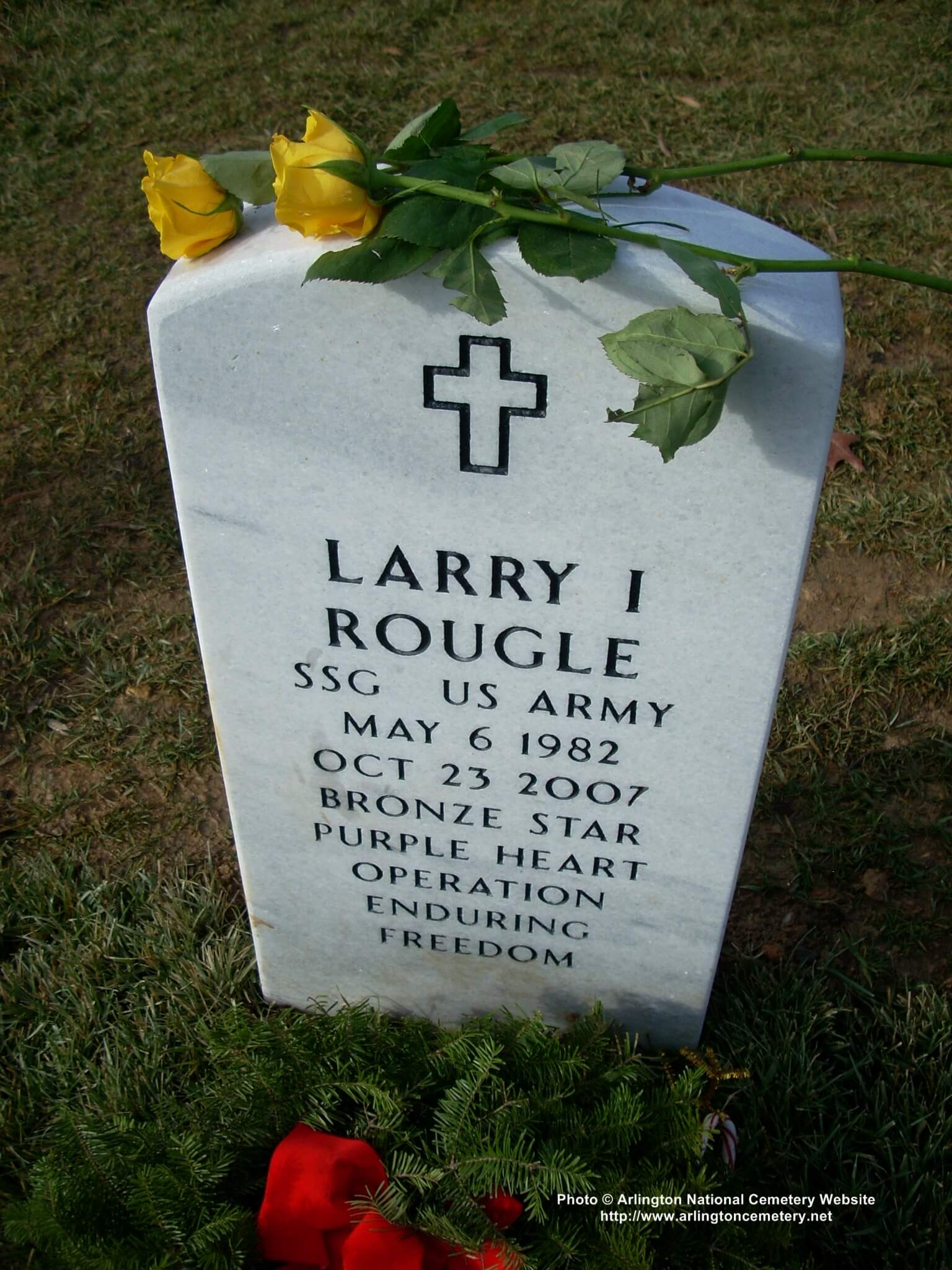 lirougle-gravesite-photo-december-2007-002