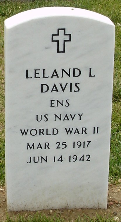 lldavis-gravesite-photo-july-2006-001