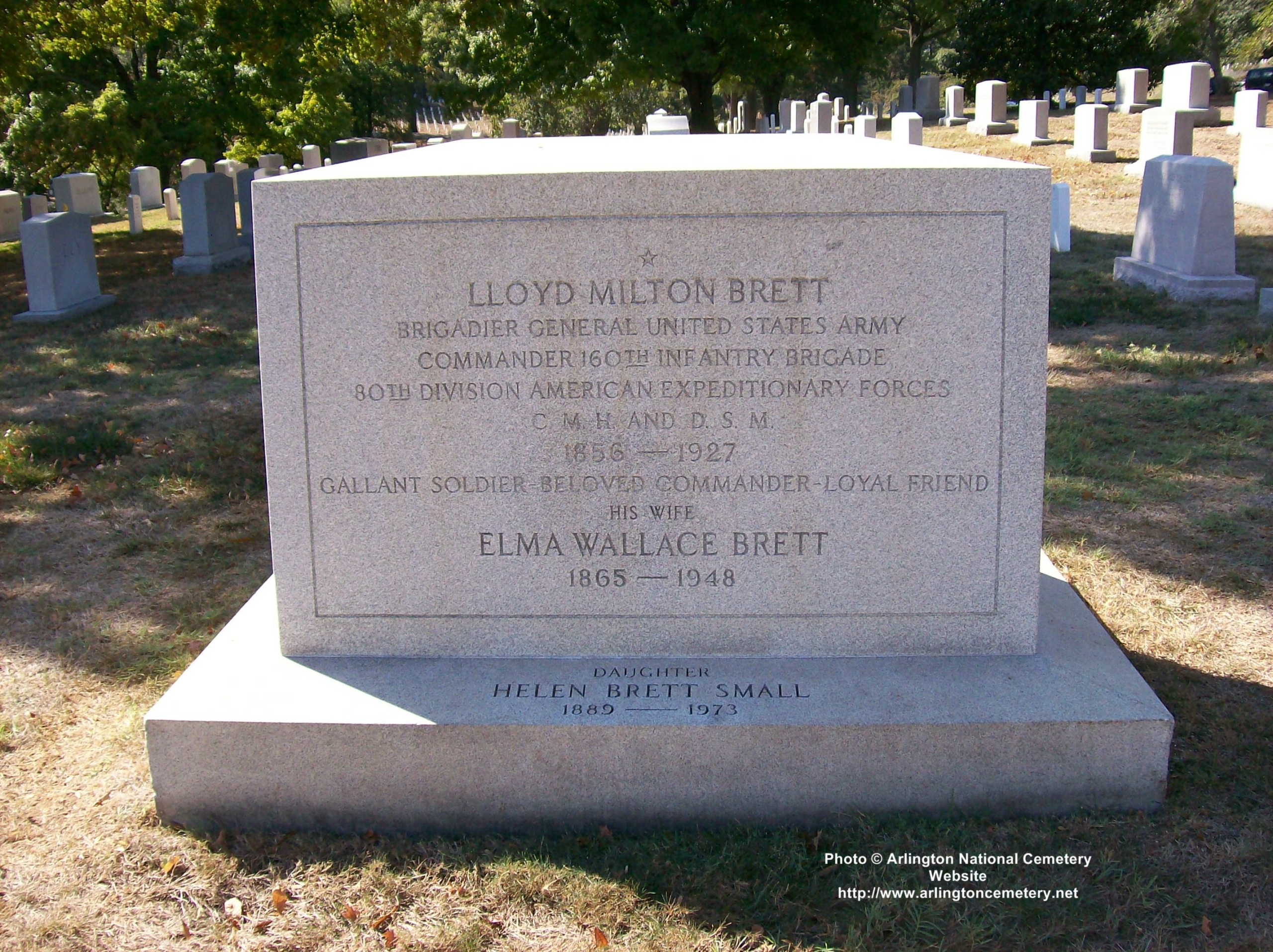 lmbrett-gravesite-photo-october-2007-001