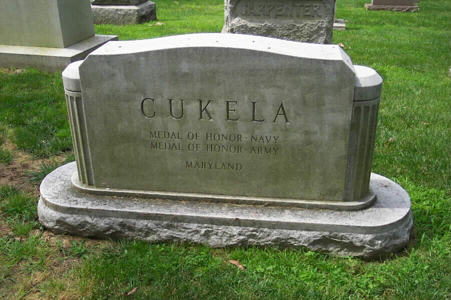 louis-cukela-gravesite-02-section1-062803