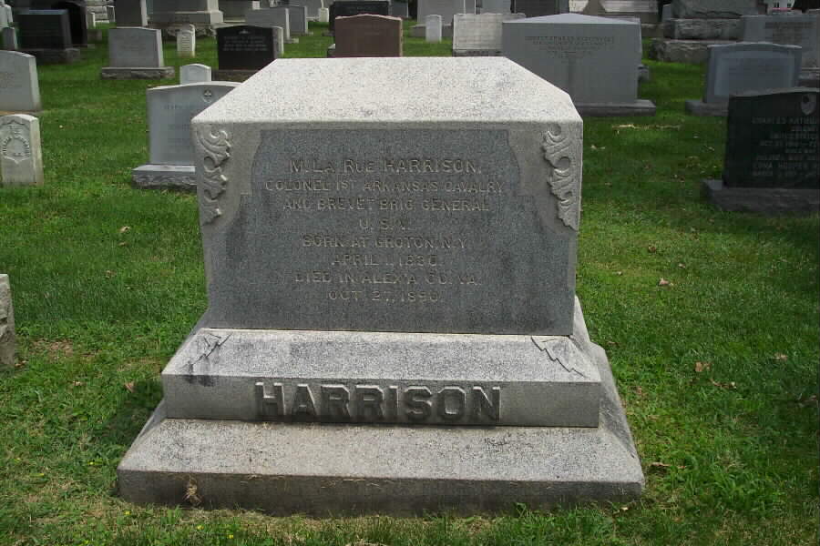 mlarharrison-gravesite-section1-062803