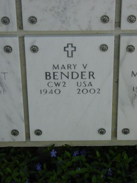mvbender-gravesite-photo-august-2006
