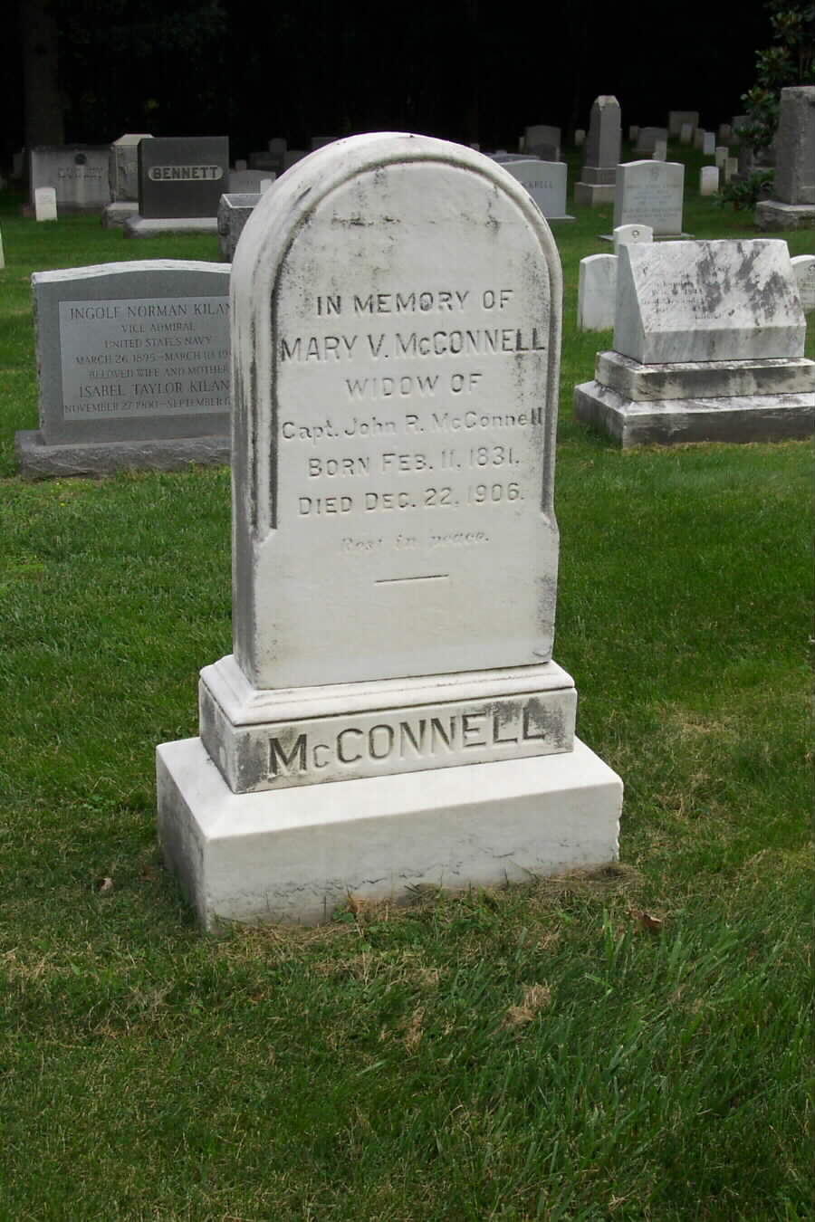 mvmcconnell-gravesite-section1-062803