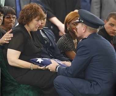 APTOPIX Iraq Arlington Funeral