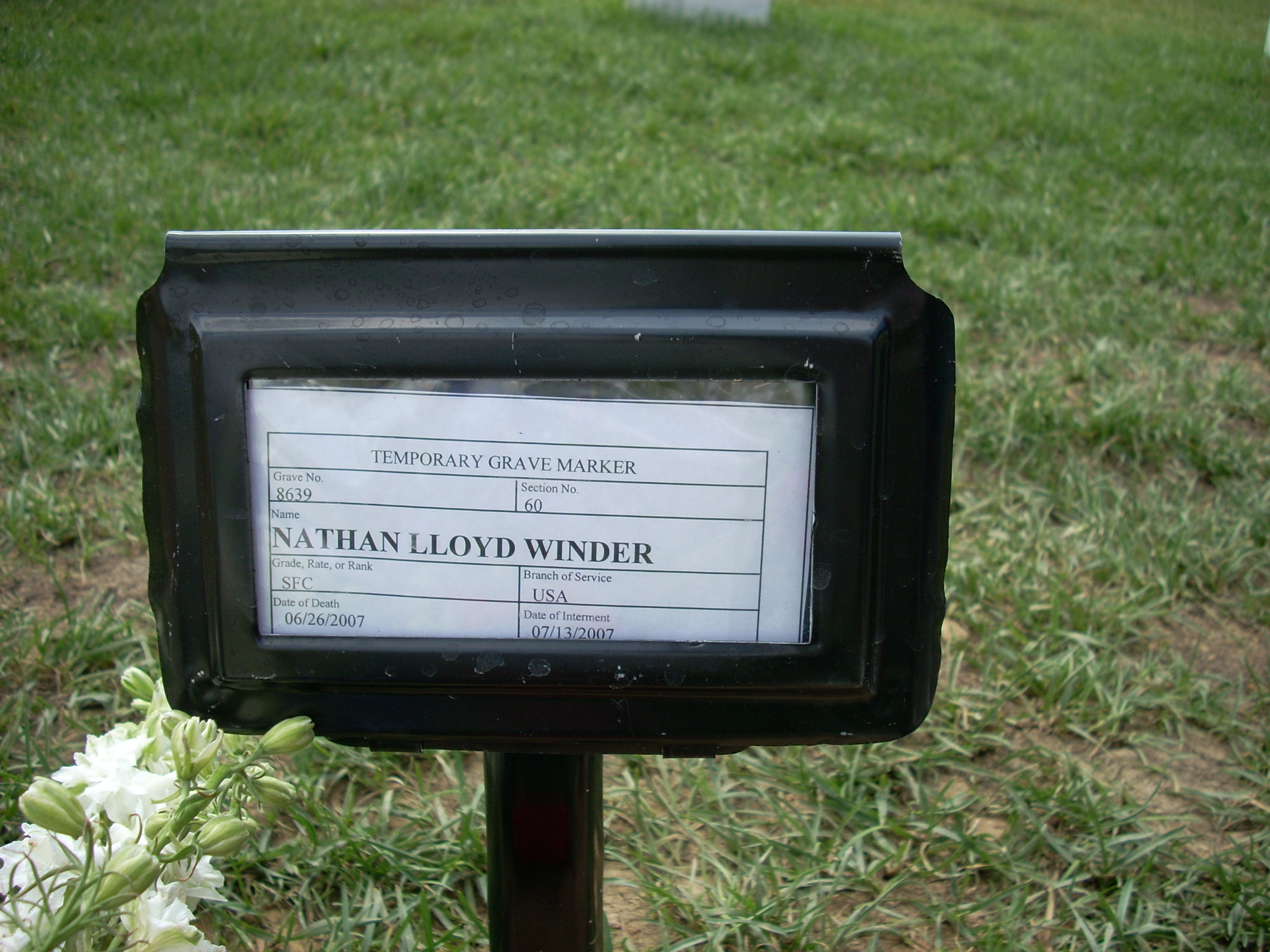 nlwinder-gravesite-photo-july-2007-001