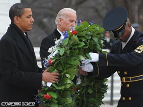 obama-biden-at-tomb-of-unknowns-01-18-2009-003