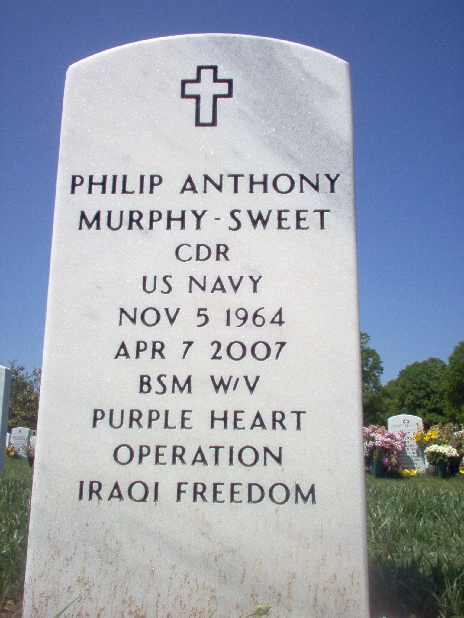 pamurphy-sweet-gravesite-photo-may-2007-001
