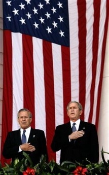 president-bush-memorial-day-2005-photo-02