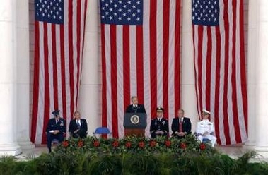 president-bush-memorial-day-2005-photo-06