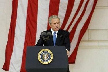 president-bush-memorial-day-2007-photo-06