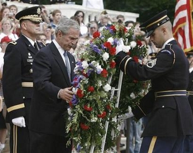 president-bush-memorial-day-2007-photo-08