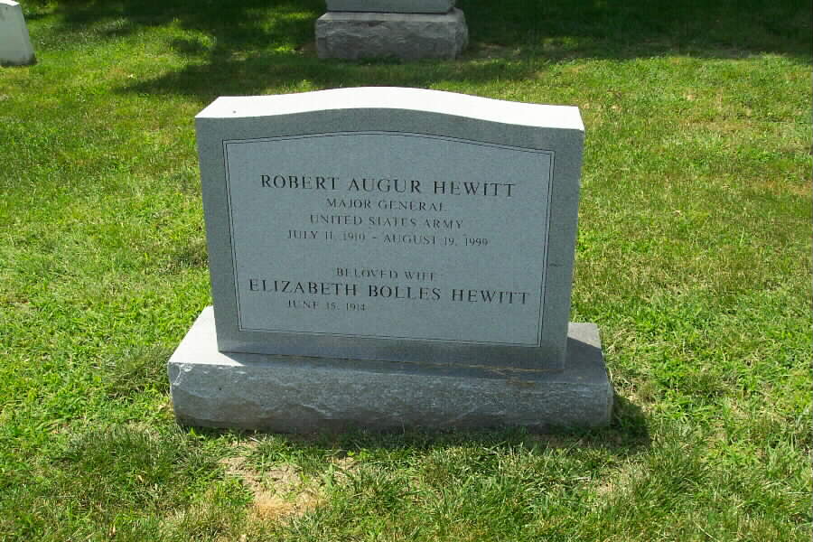 rahewitt-gravesite-section3-062803