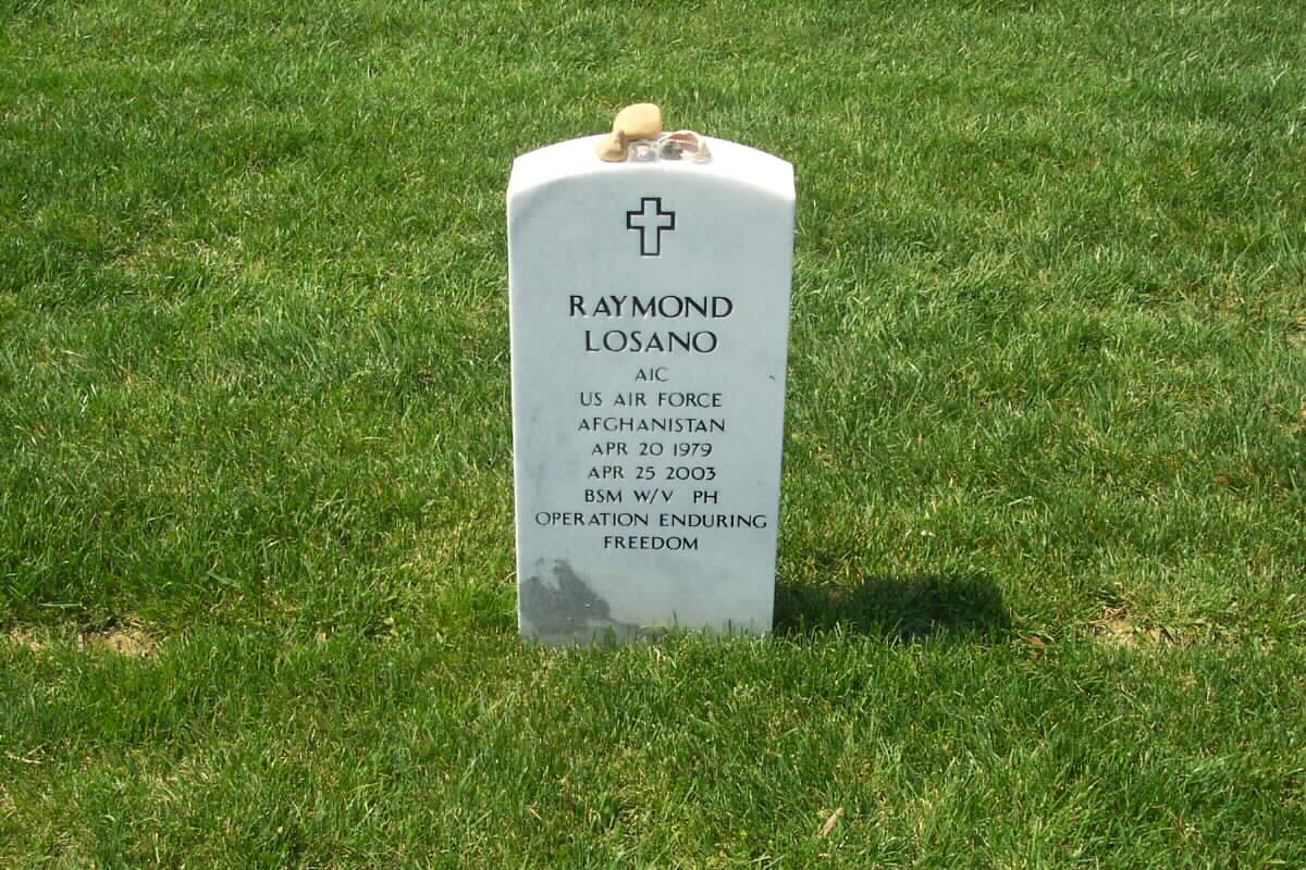 raymond-losano-gravesite-photo-may-2008-001