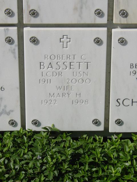 rcbassett-gravesite-photo-august-2006