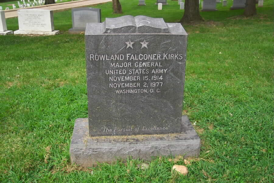 rfkirks-gravesite-section30-062803