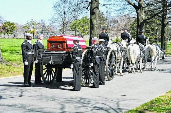rgtills-funeral-services-march-2009-photo-001