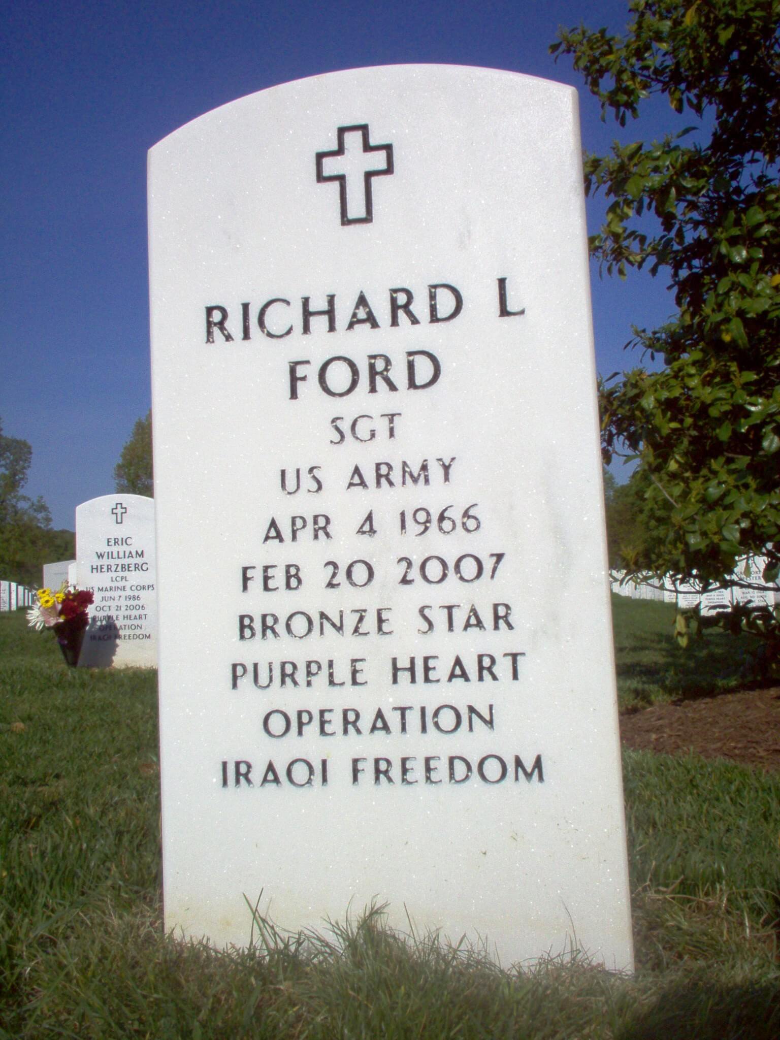 rlford-gravesite-photo-may-2007-001