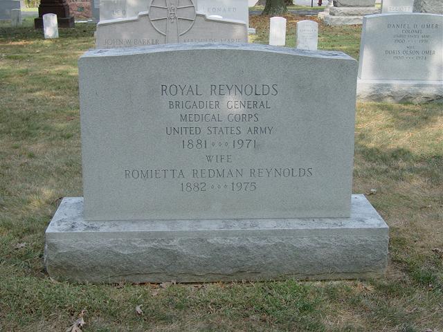 royal-reynolds-gravesite-photo-october-2006
