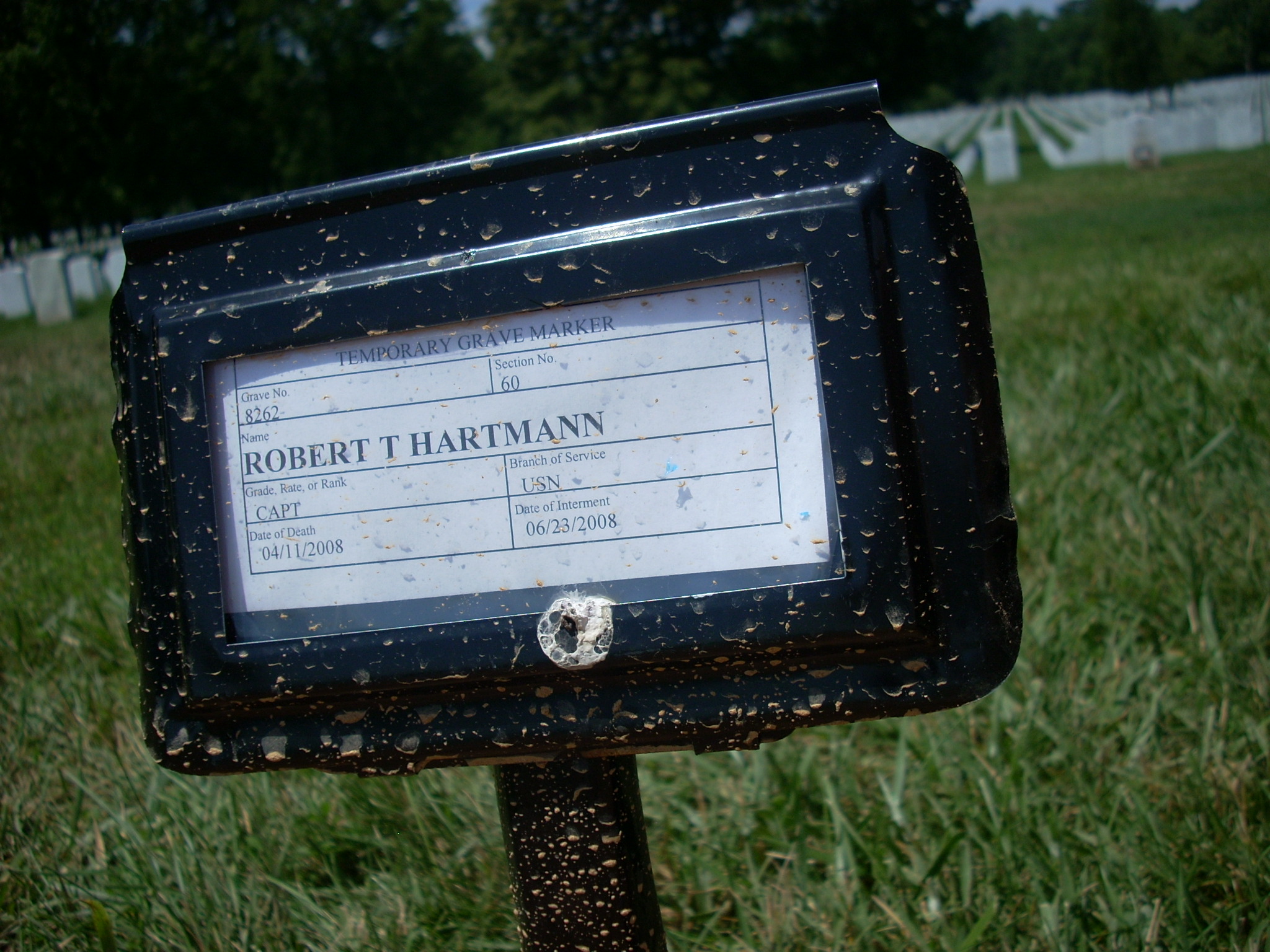 rthartmann-gravesite-photo-july-2008-001