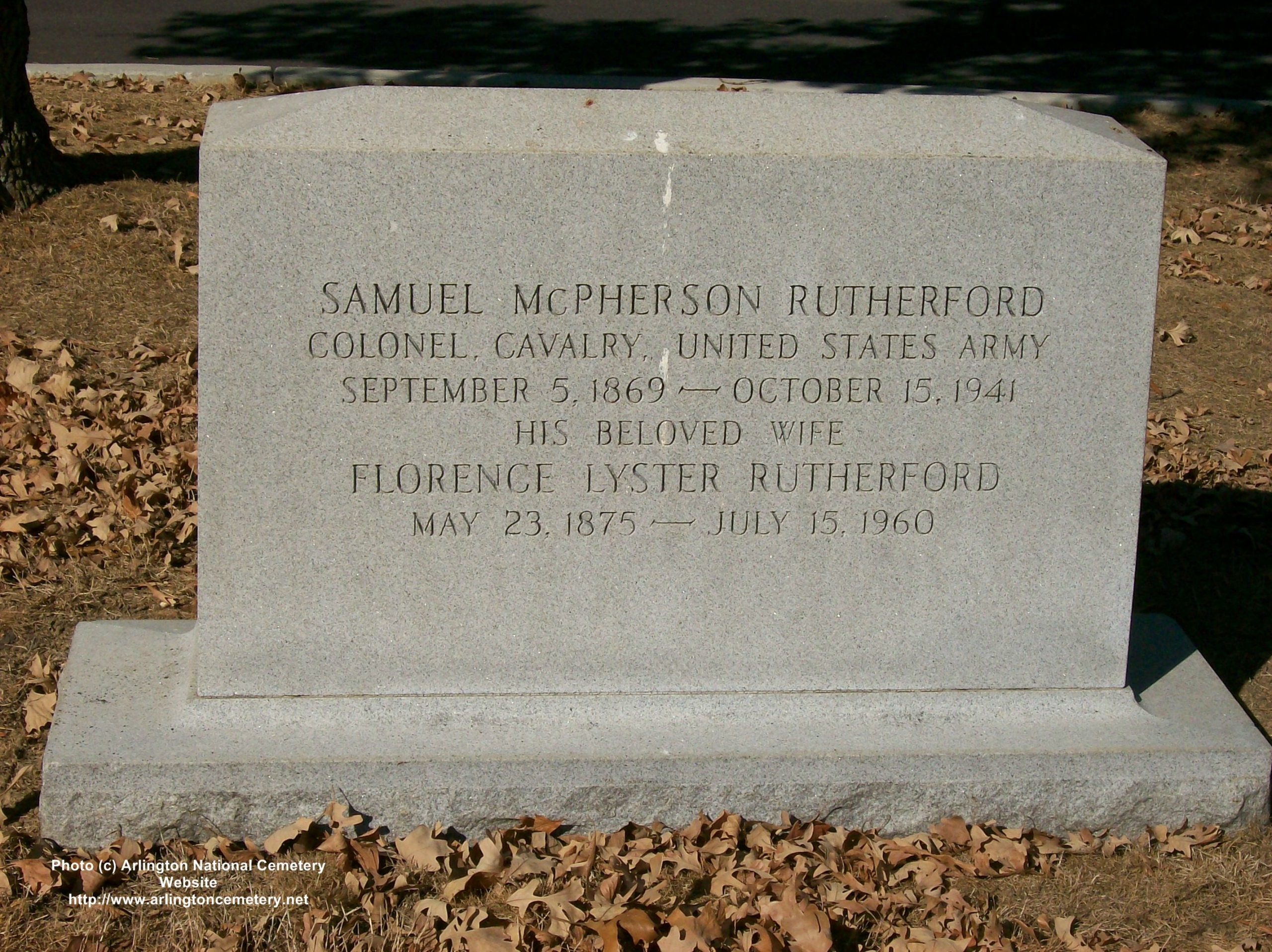 smrutherford-gravesite-photo-october-2007-001