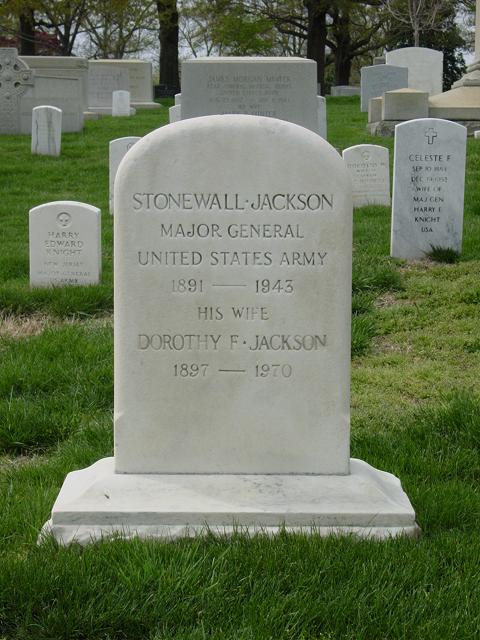 stonewall-jackson-gravesite-photo-august-2006
