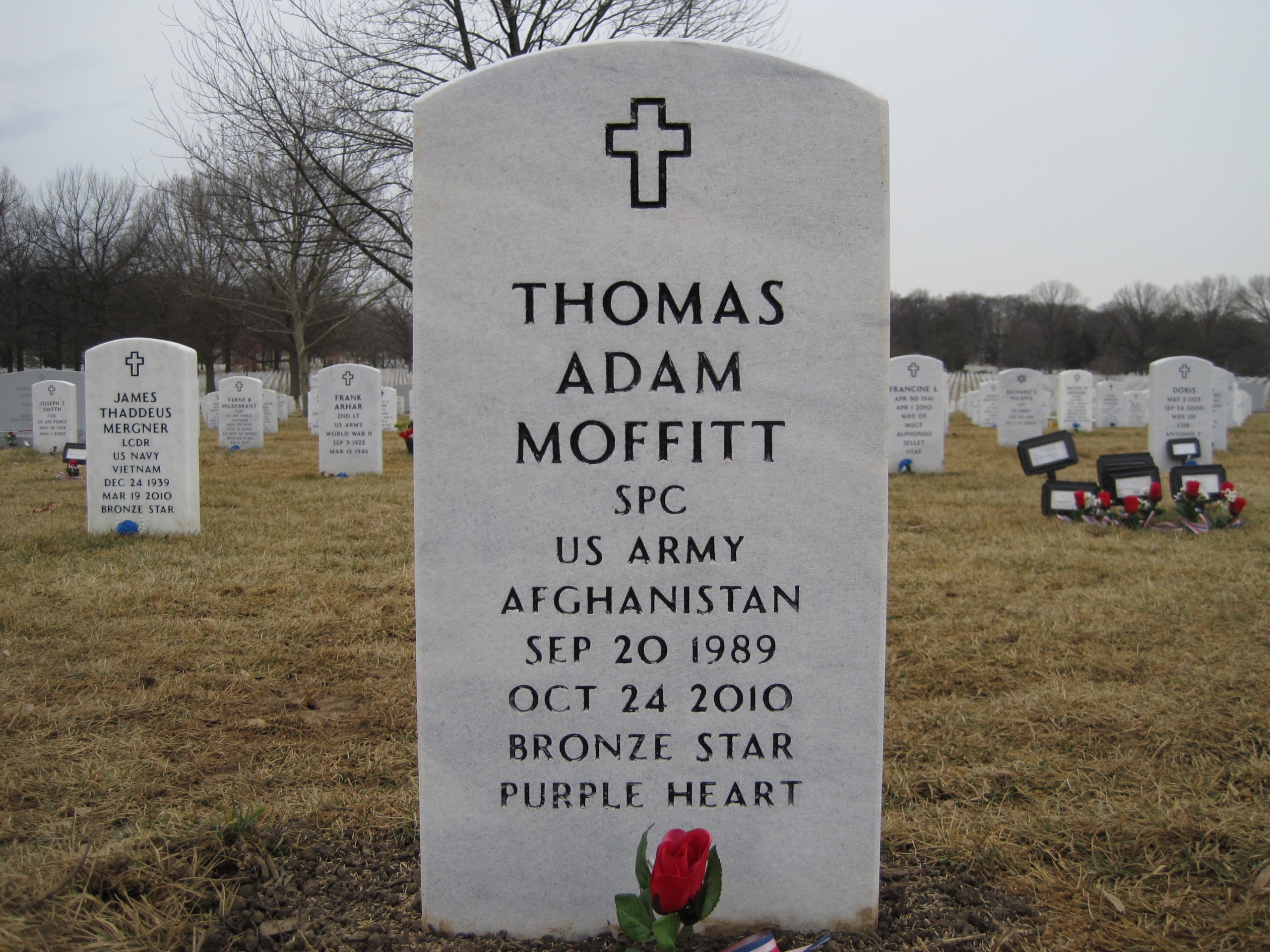tamoffitt-gravesite-photo-by-eileen-horan-february-2011-002