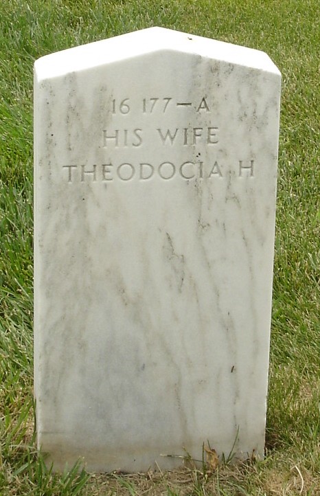 thgoldsmith-gravesite-photo-july-2006-001