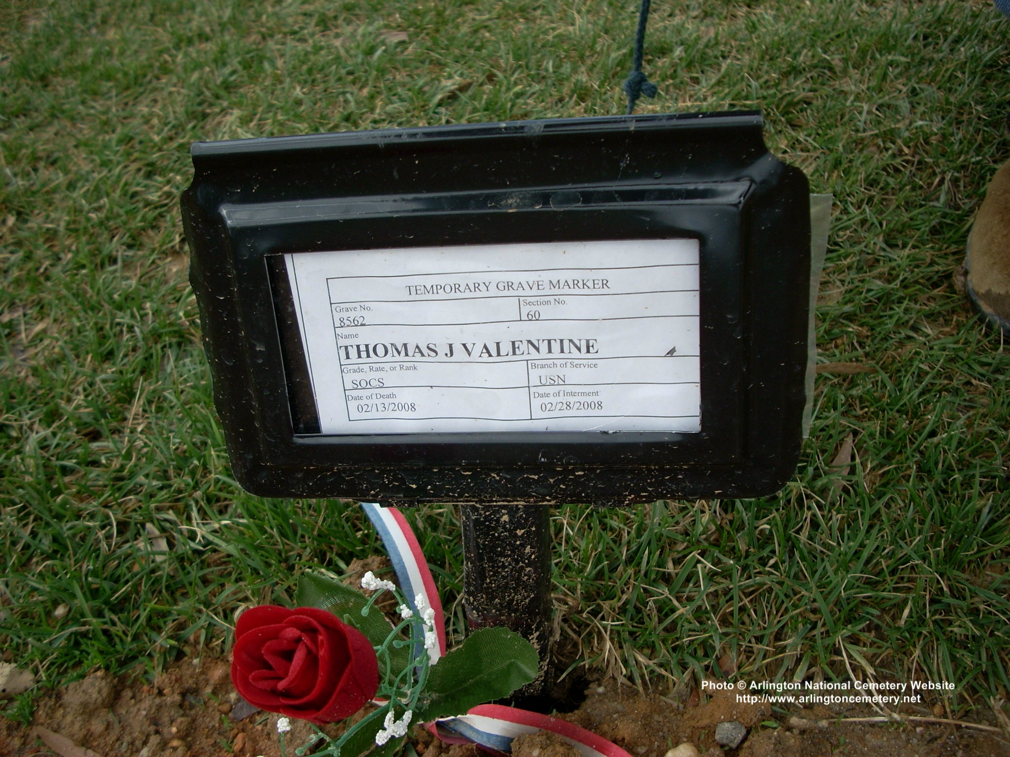 tjvalentine-gravesite-photo-march-2008-001