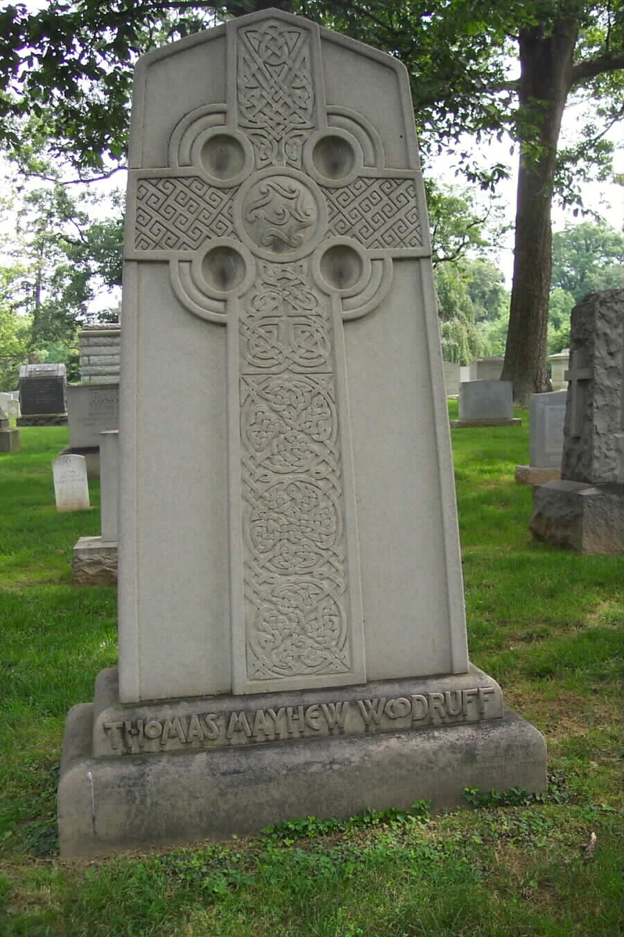tmwoodruff-gravesite-section1-062803