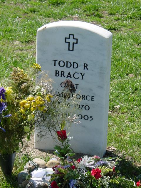 trbracy-gravesite-photo-august-2006